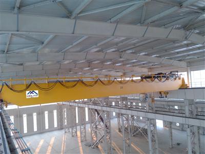 雄峰QD20-18.5m雙梁吊鉤橋式起重機 雄峰QD20-18.5m雙梁吊鉤橋式起重機